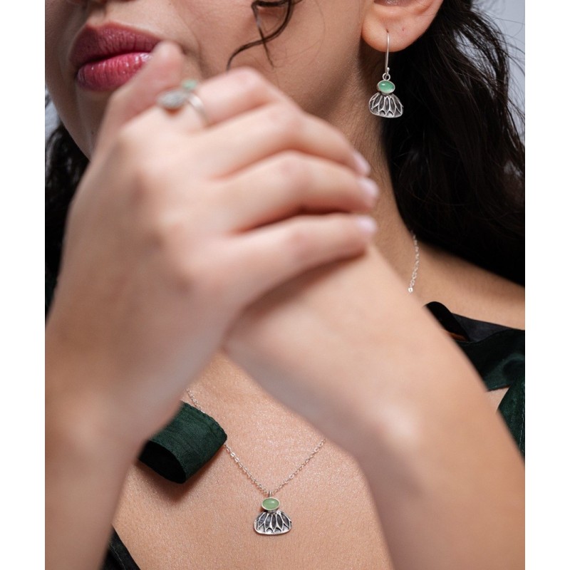 Avent Necklace