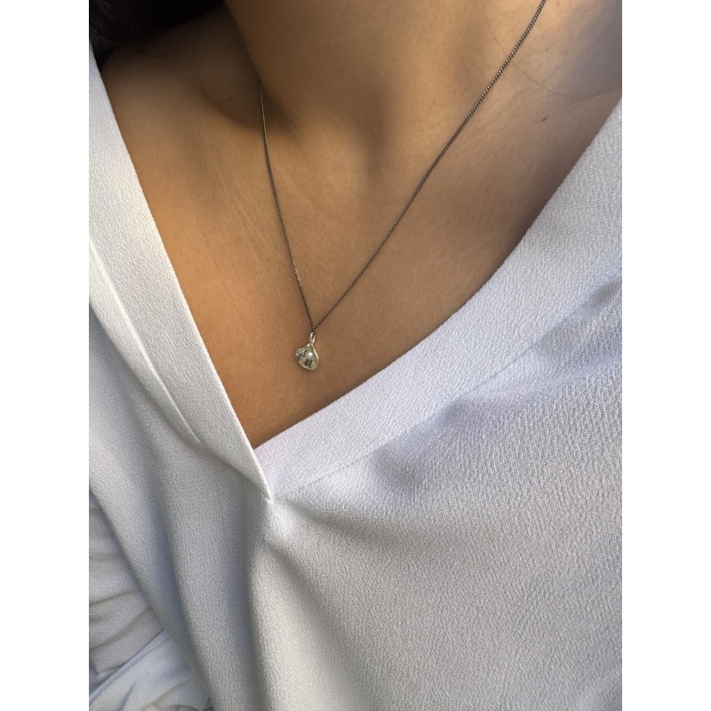 Shell necklace