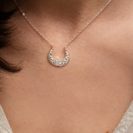 Margo crescent necklace