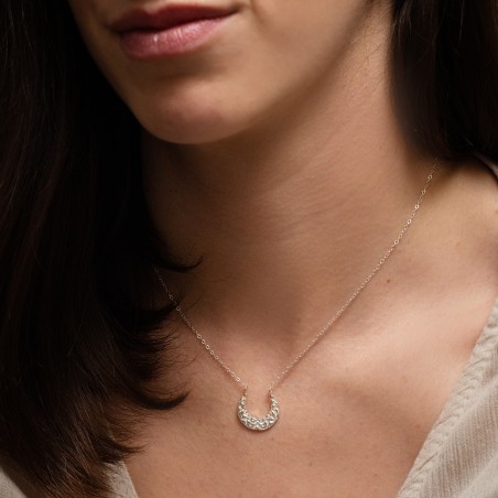Margo crescent necklace