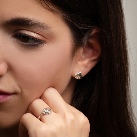 Shell earrings