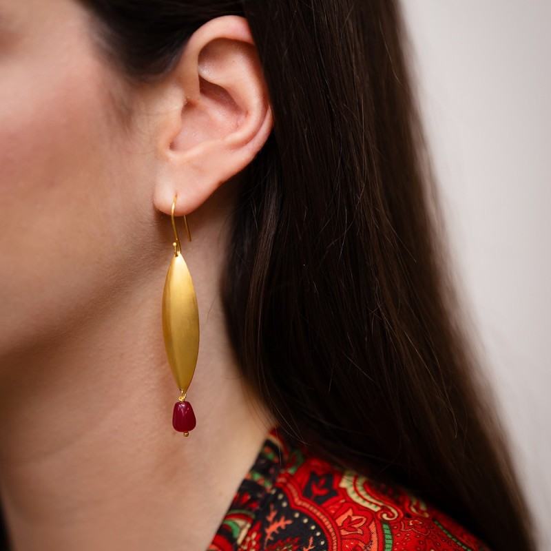 Small leaf earrings