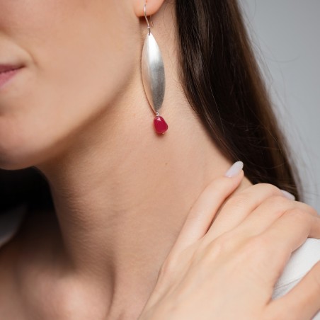 Small leaf earrings