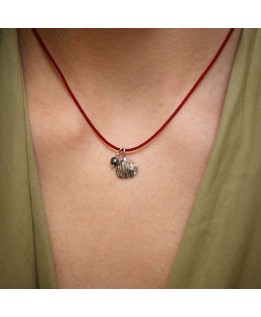 Shell necklace with cord