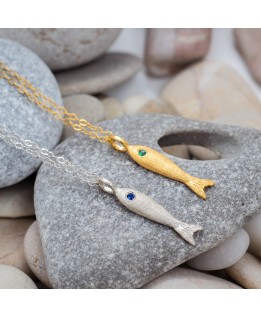 Hanging fish necklace