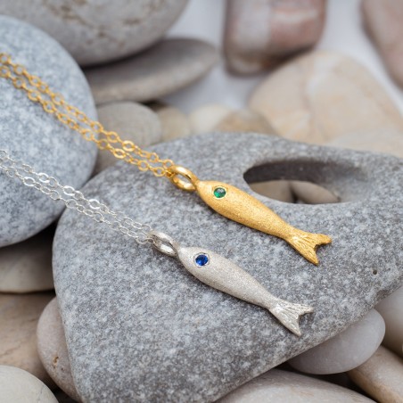Hanging fish necklace