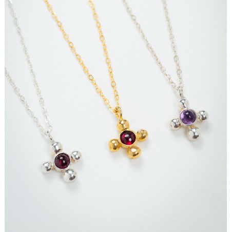 Cross with semi-precious stone