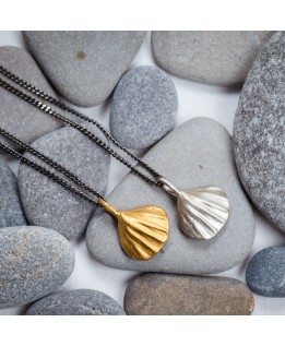 Shell necklace