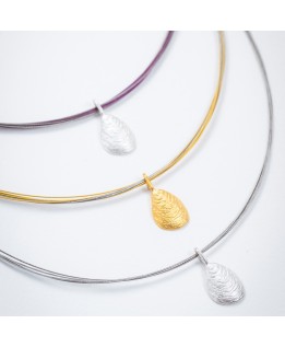 Oyster necklace